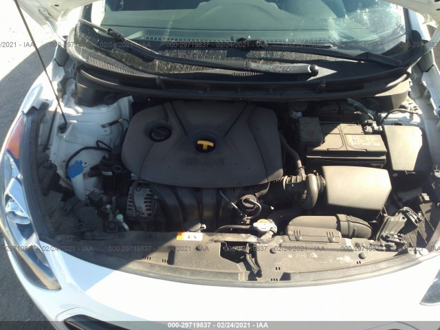 Photo 9 VIN: KMHD35LH5HU380735 - HYUNDAI ELANTRA GT 