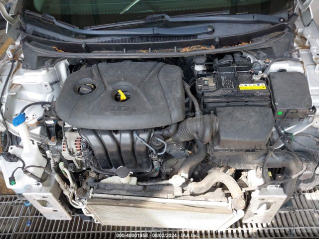 Photo 9 VIN: KMHD35LH6FU237175 - HYUNDAI ELANTRA 