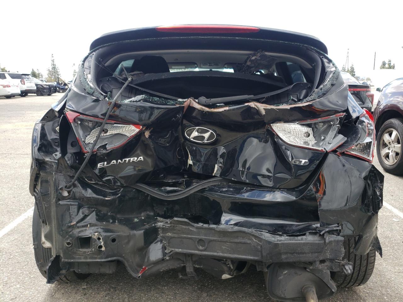 Photo 5 VIN: KMHD35LH6GU297958 - HYUNDAI ELANTRA 