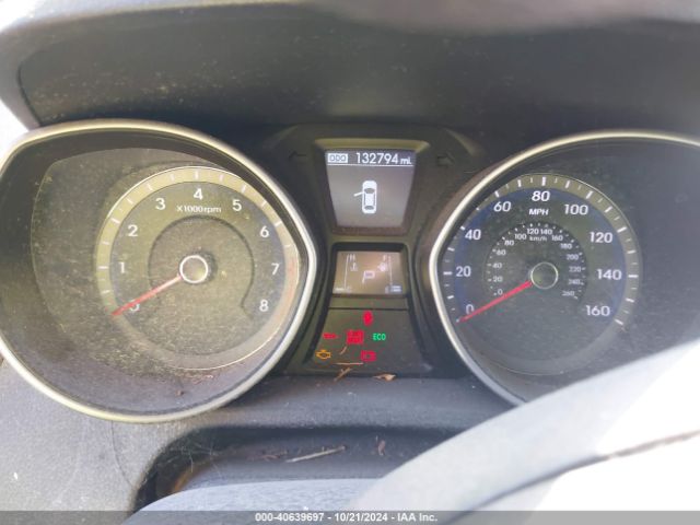 Photo 6 VIN: KMHD35LH6GU304715 - HYUNDAI ELANTRA 