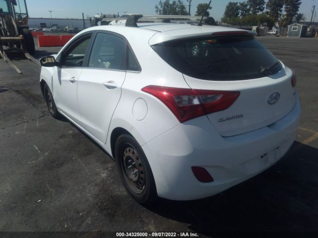 Photo 2 VIN: KMHD35LH6GU315892 - HYUNDAI ELANTRA GT 