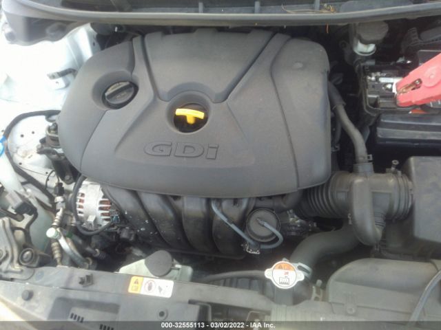 Photo 9 VIN: KMHD35LH6GU322020 - HYUNDAI ELANTRA GT 