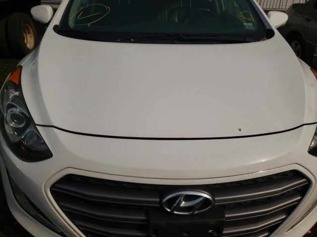 Photo 8 VIN: KMHD35LH6GU336502 - HYUNDAI ELANTRA GT 