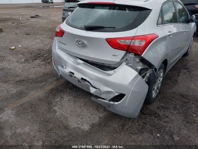 Photo 5 VIN: KMHD35LH6HU353253 - HYUNDAI ELANTRA GT 