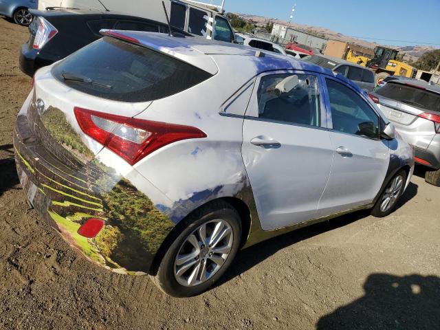 Photo 2 VIN: KMHD35LH6HU381540 - HYUNDAI ELANTRA GT 