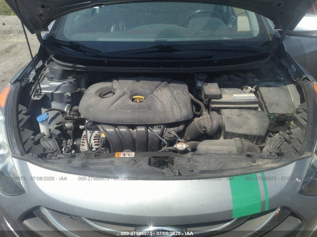 Photo 9 VIN: KMHD35LH7FU242062 - HYUNDAI ELANTRA 