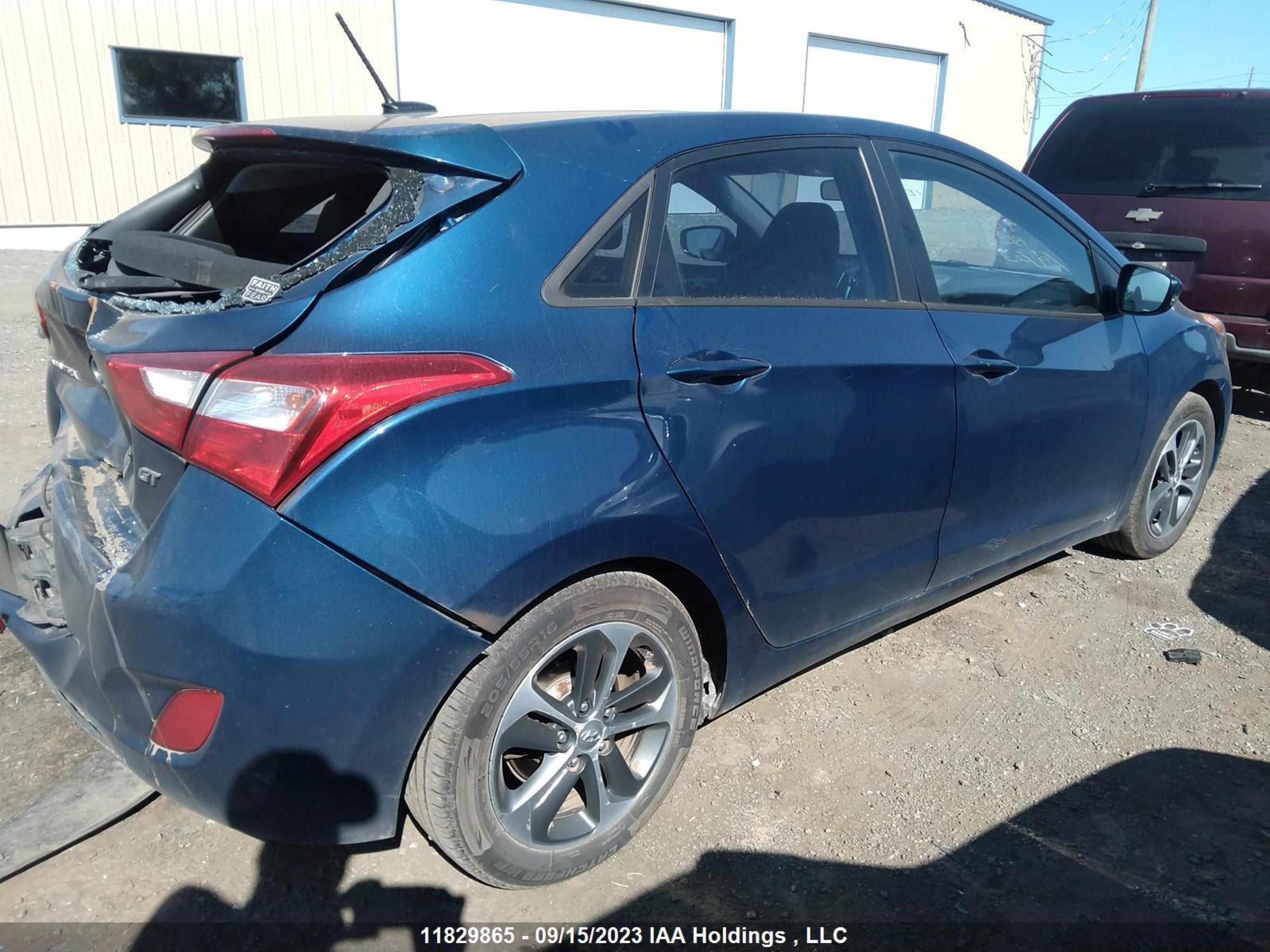 Photo 3 VIN: KMHD35LH7GU279050 - HYUNDAI ELANTRA 