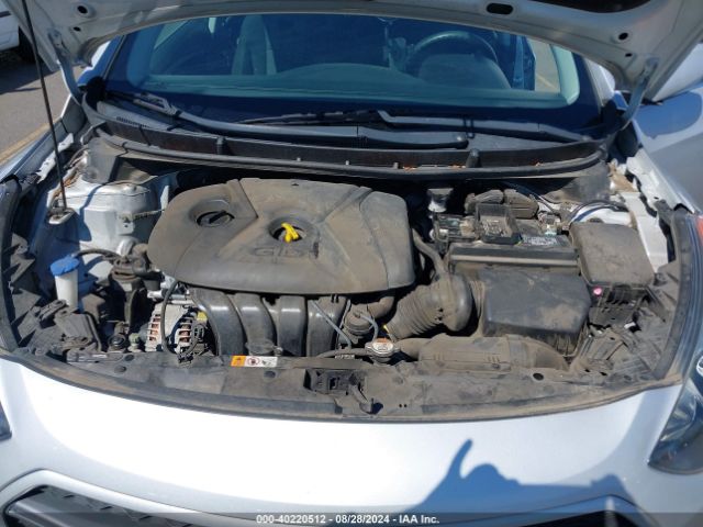 Photo 9 VIN: KMHD35LH7GU322687 - HYUNDAI ELANTRA 