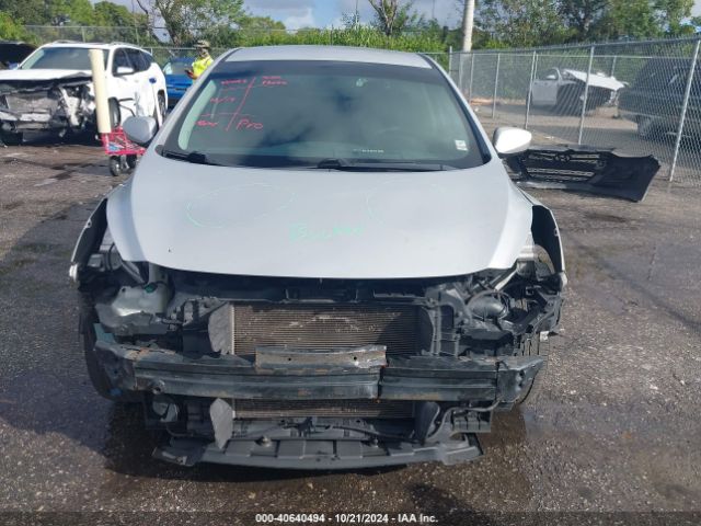 Photo 5 VIN: KMHD35LH7HU375410 - HYUNDAI ELANTRA GT 