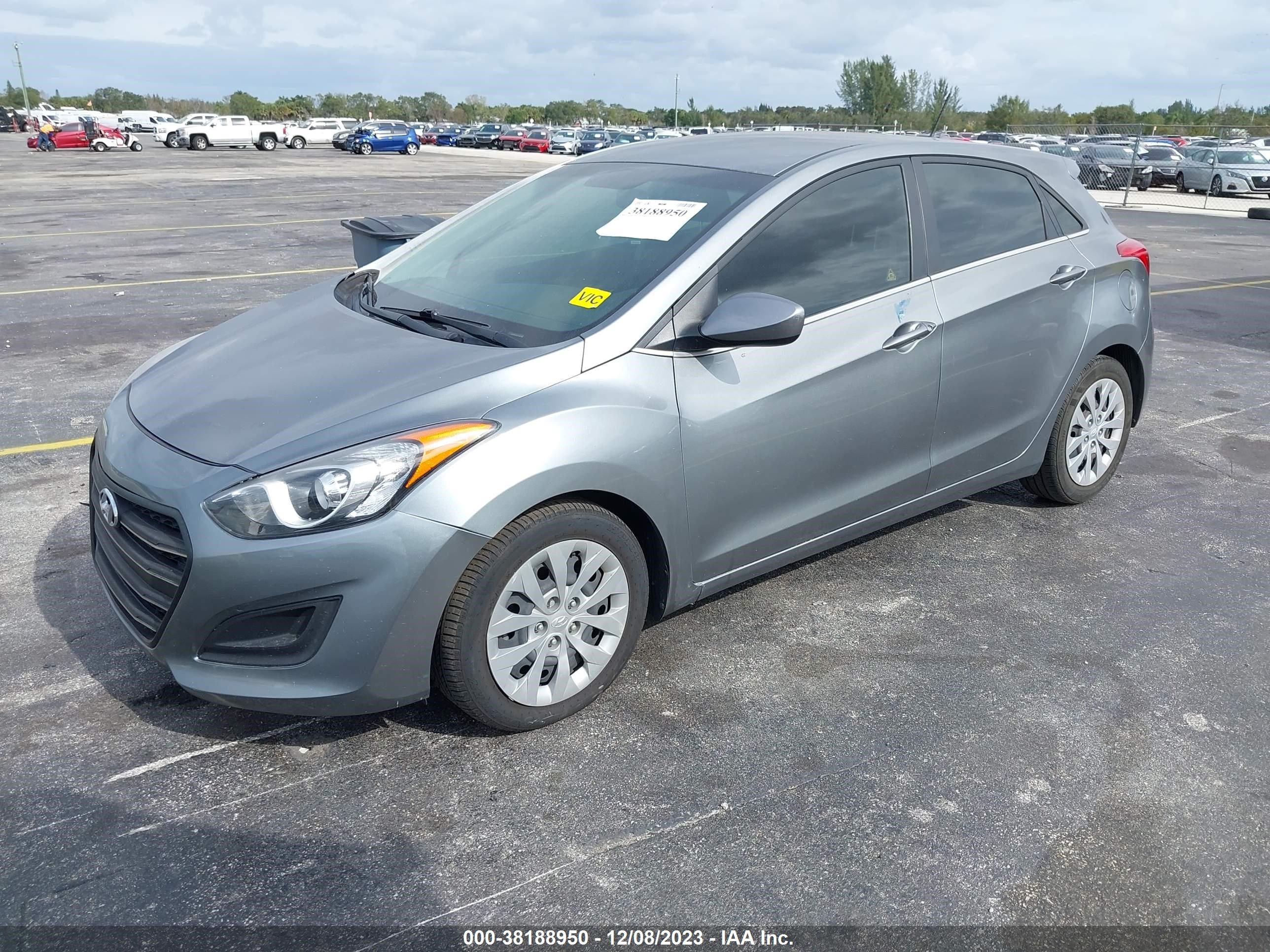 Photo 1 VIN: KMHD35LH7HU378209 - HYUNDAI ELANTRA 