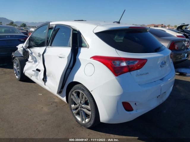 Photo 2 VIN: KMHD35LH8HU353982 - HYUNDAI ELANTRA GT 