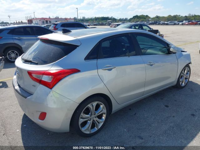 Photo 3 VIN: KMHD35LH9EU196068 - HYUNDAI ELANTRA GT 