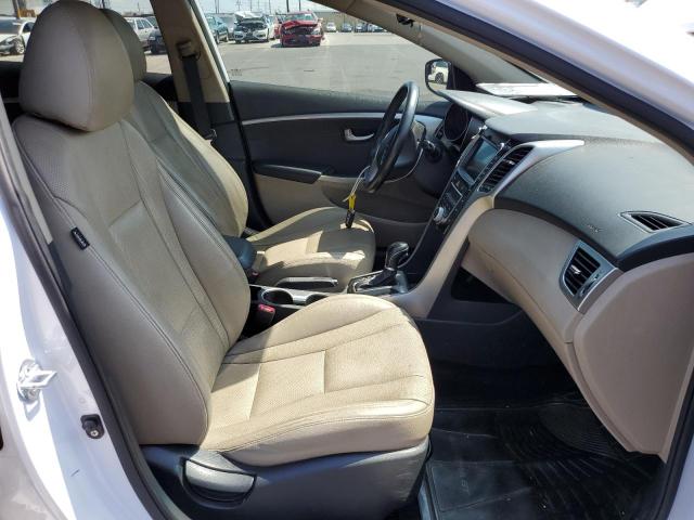 Photo 4 VIN: KMHD35LH9FU241690 - HYUNDAI ELANTRA GT 