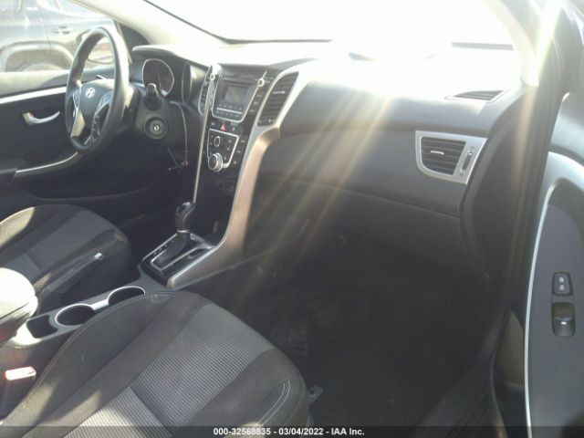 Photo 4 VIN: KMHD35LH9GU262928 - HYUNDAI ELANTRA GT 