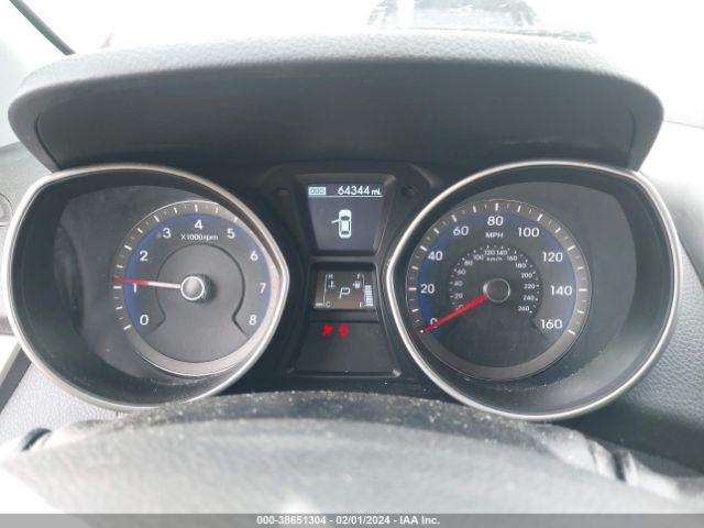 Photo 6 VIN: KMHD35LH9GU277624 - HYUNDAI ELANTRA GT 