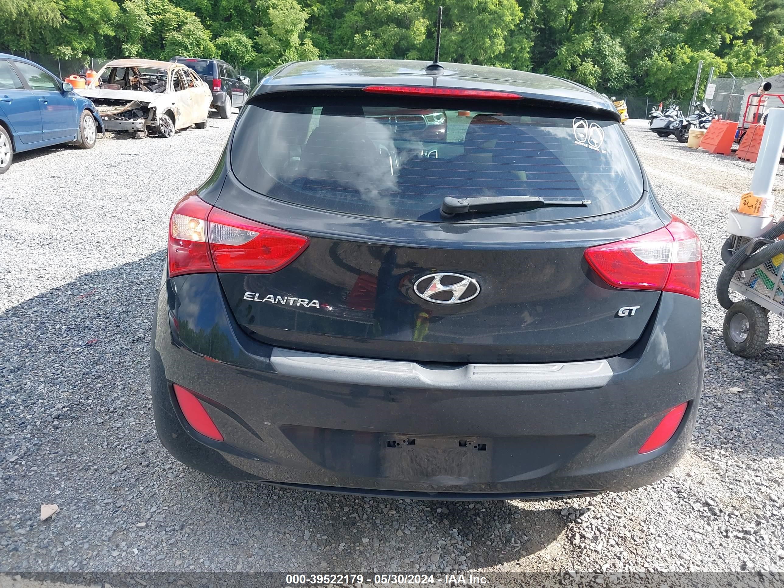 Photo 15 VIN: KMHD35LH9GU297923 - HYUNDAI ELANTRA 