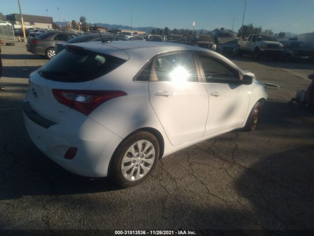 Photo 3 VIN: KMHD35LH9GU303851 - HYUNDAI ELANTRA GT 