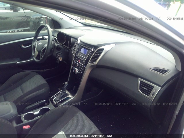 Photo 4 VIN: KMHD35LH9GU305471 - HYUNDAI ELANTRA GT 