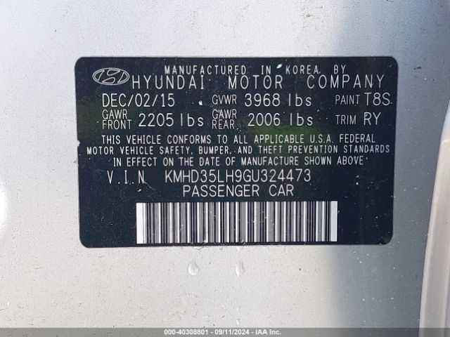 Photo 8 VIN: KMHD35LH9GU324473 - HYUNDAI ELANTRA 