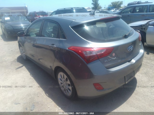 Photo 2 VIN: KMHD35LH9HU357345 - HYUNDAI ELANTRA GT 