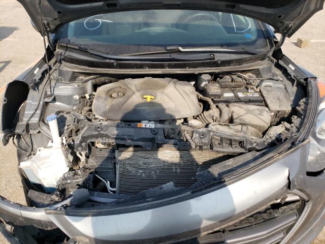 Photo 6 VIN: KMHD35LH9HU361931 - HYUNDAI ELANTRA GT 