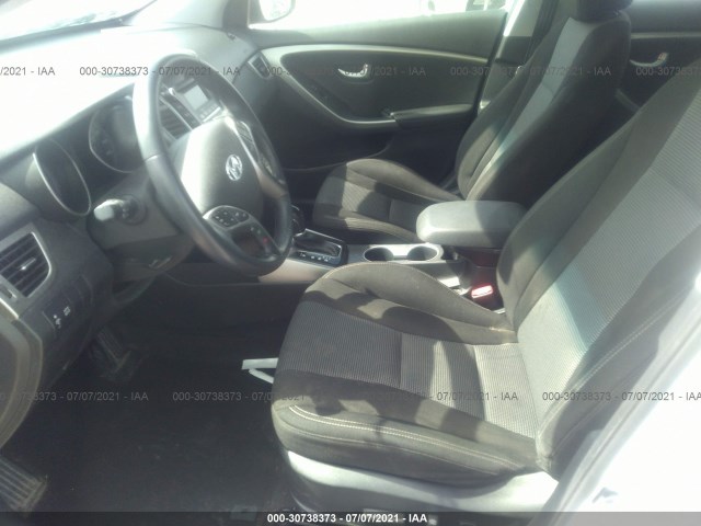 Photo 4 VIN: KMHD35LH9HU363839 - HYUNDAI ELANTRA GT 