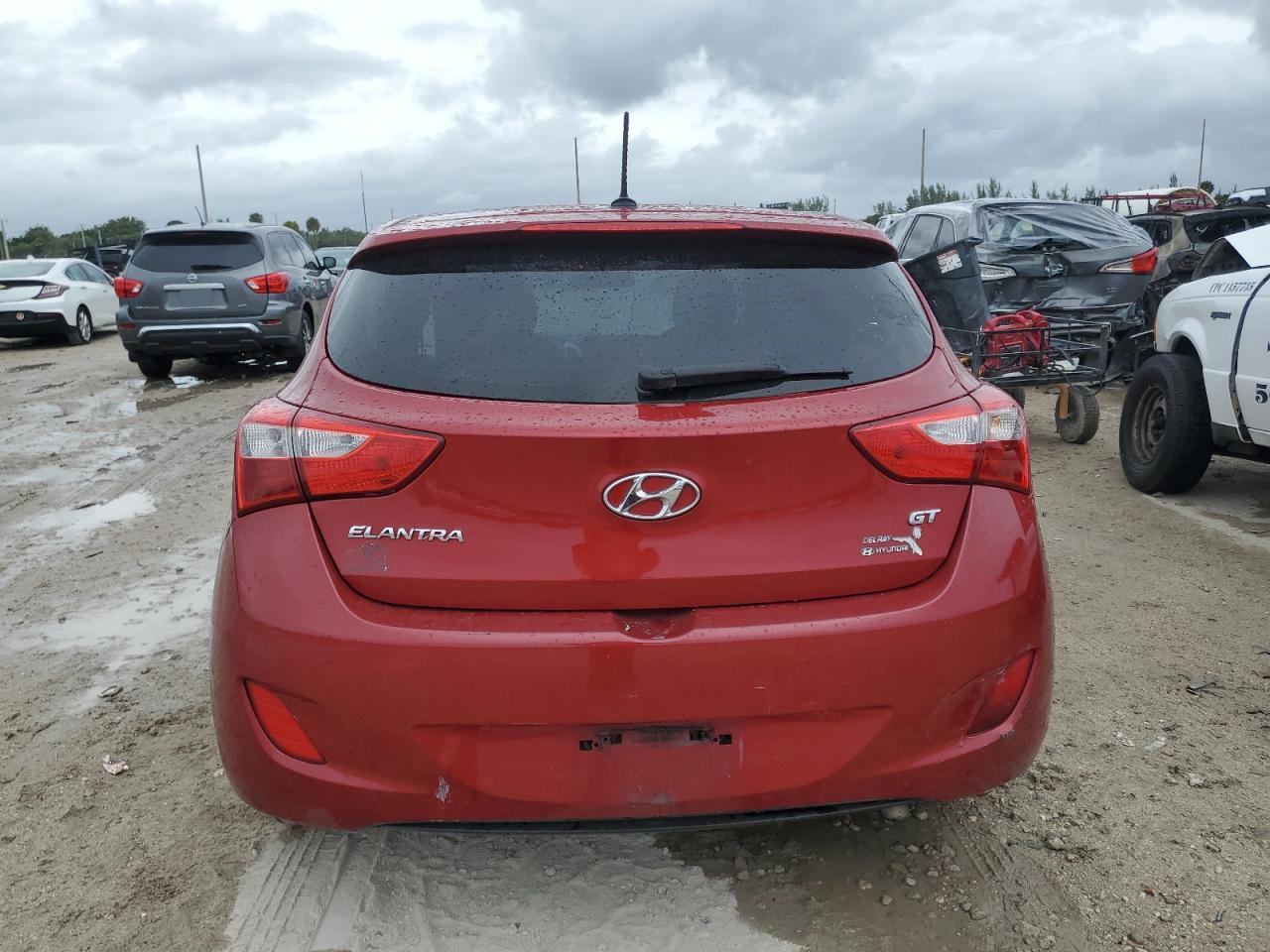 Photo 5 VIN: KMHD35LH9HU368166 - HYUNDAI ELANTRA 