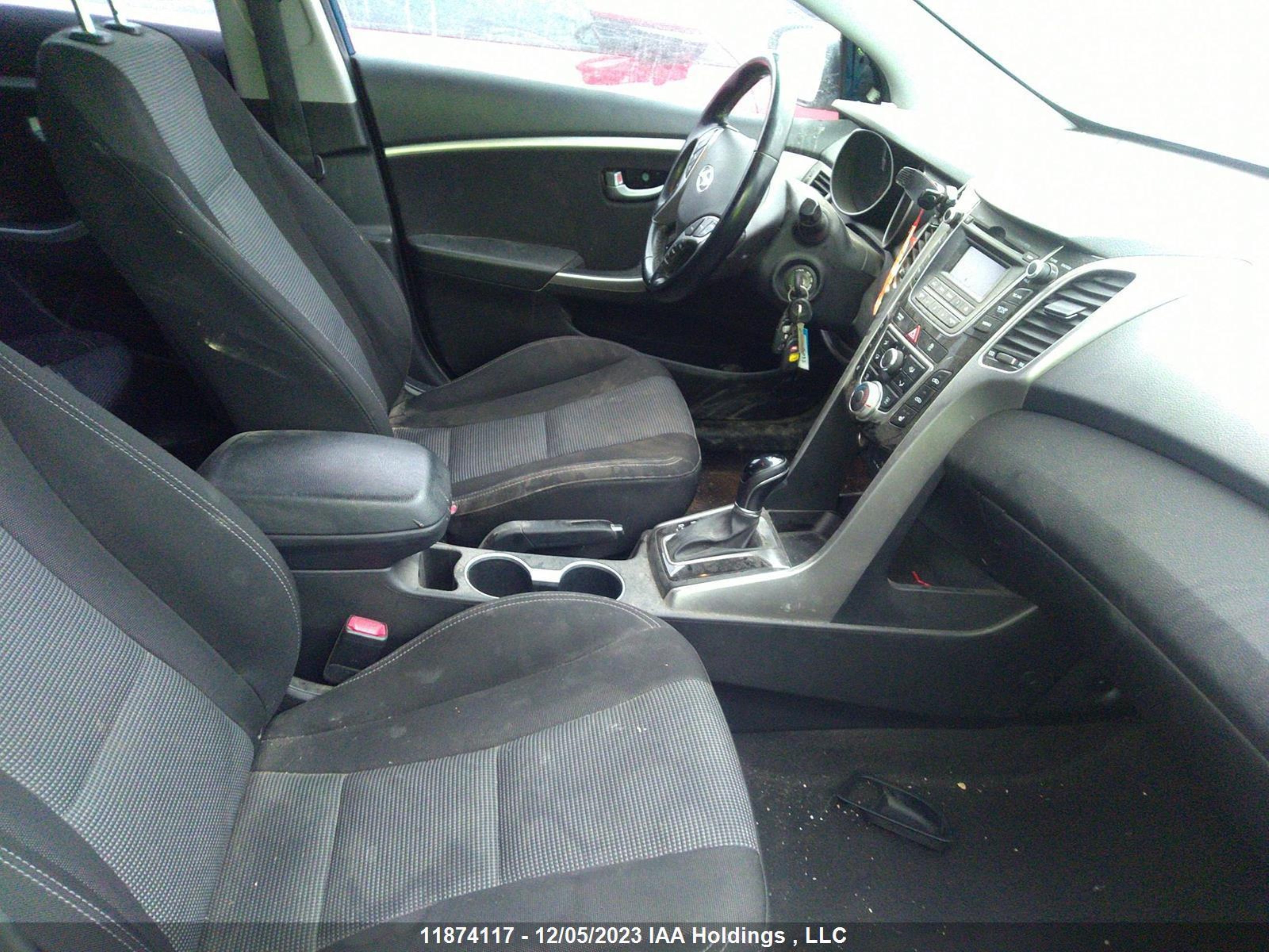 Photo 4 VIN: KMHD35LHXEU167288 - HYUNDAI ELANTRA 