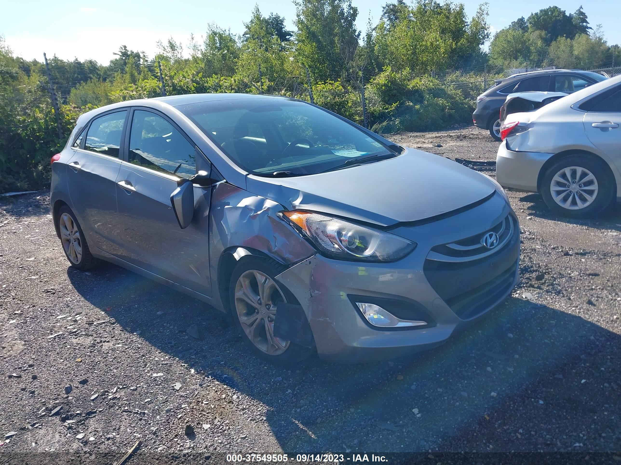 Photo 0 VIN: KMHD35LHXEU185094 - HYUNDAI ELANTRA 