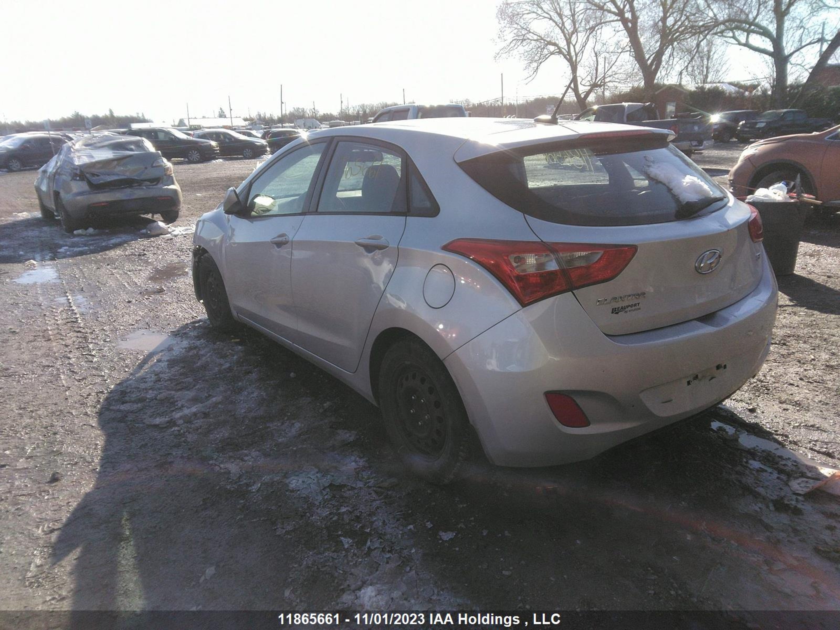 Photo 2 VIN: KMHD35LHXEU185533 - HYUNDAI ELANTRA 