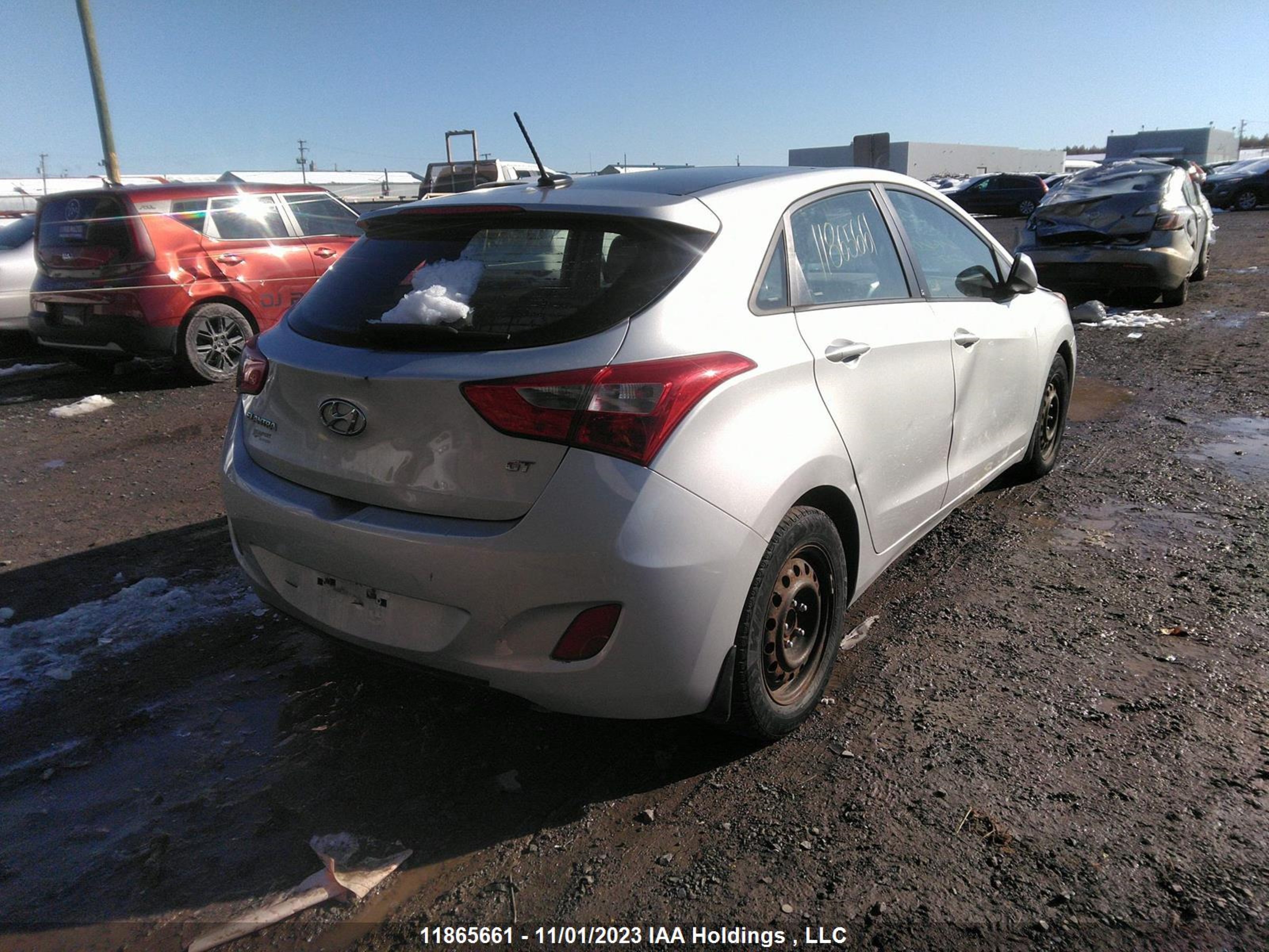 Photo 3 VIN: KMHD35LHXEU185533 - HYUNDAI ELANTRA 