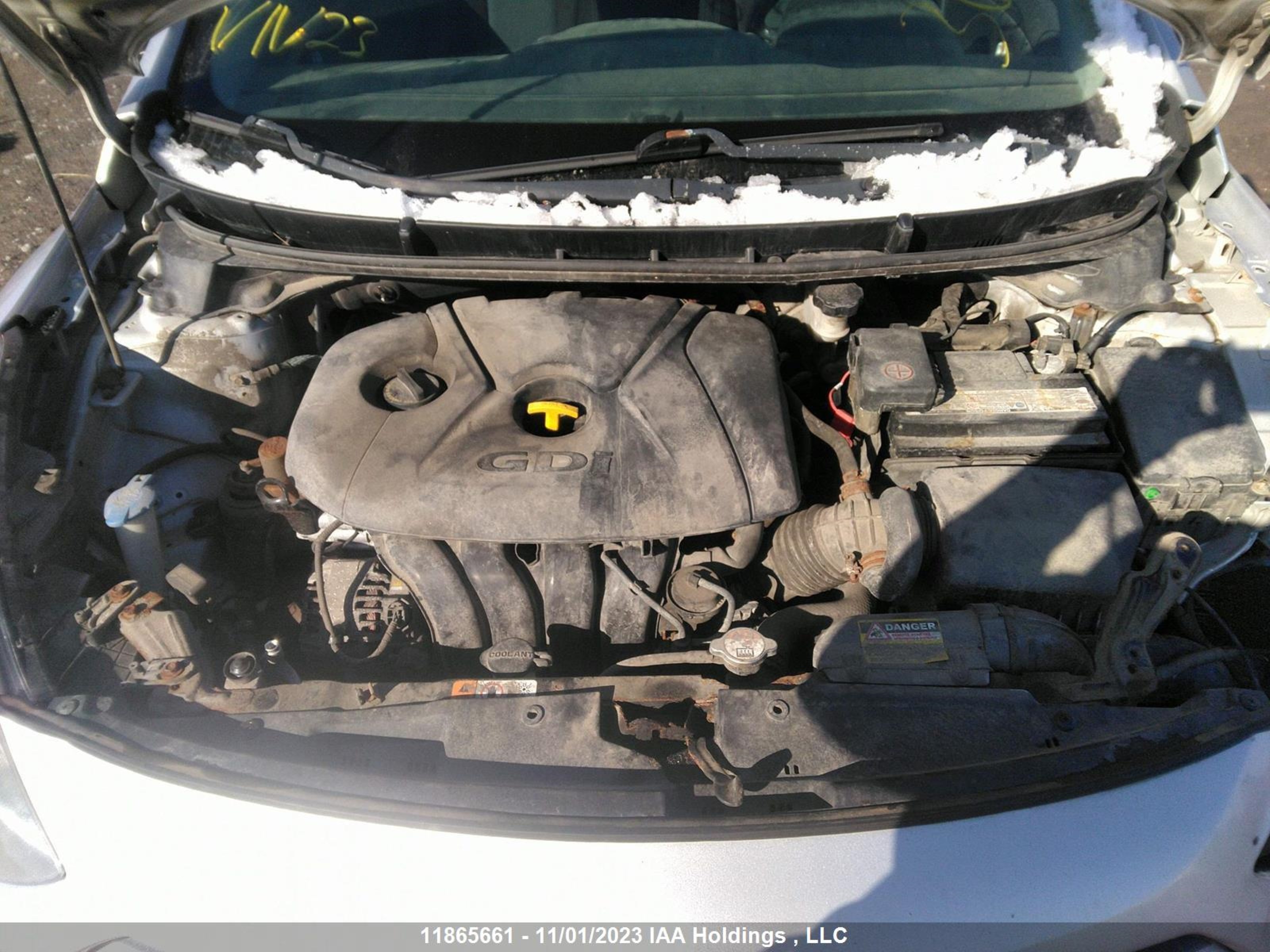 Photo 9 VIN: KMHD35LHXEU185533 - HYUNDAI ELANTRA 