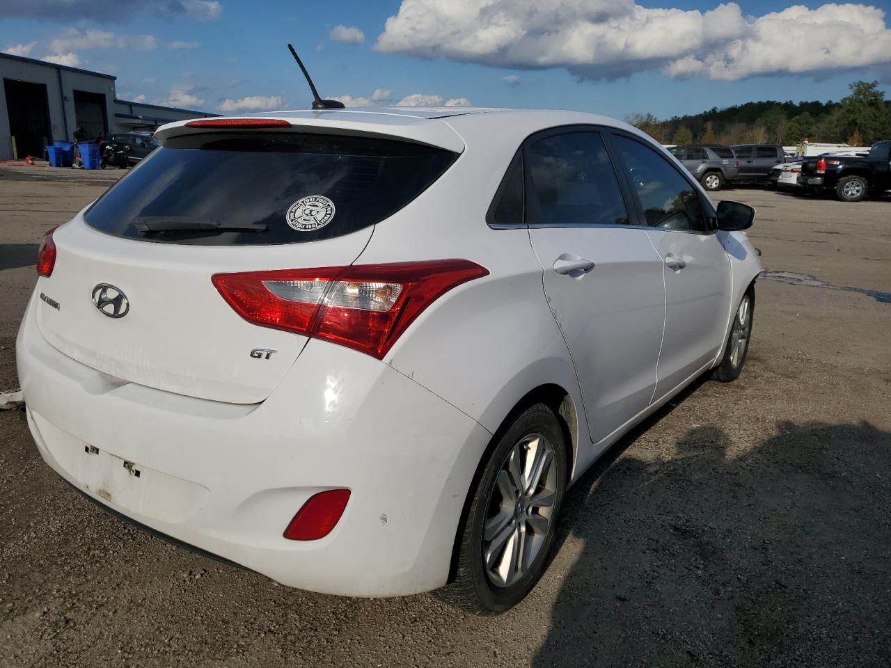 Photo 2 VIN: KMHD35LHXEU219132 - HYUNDAI ELANTRA 