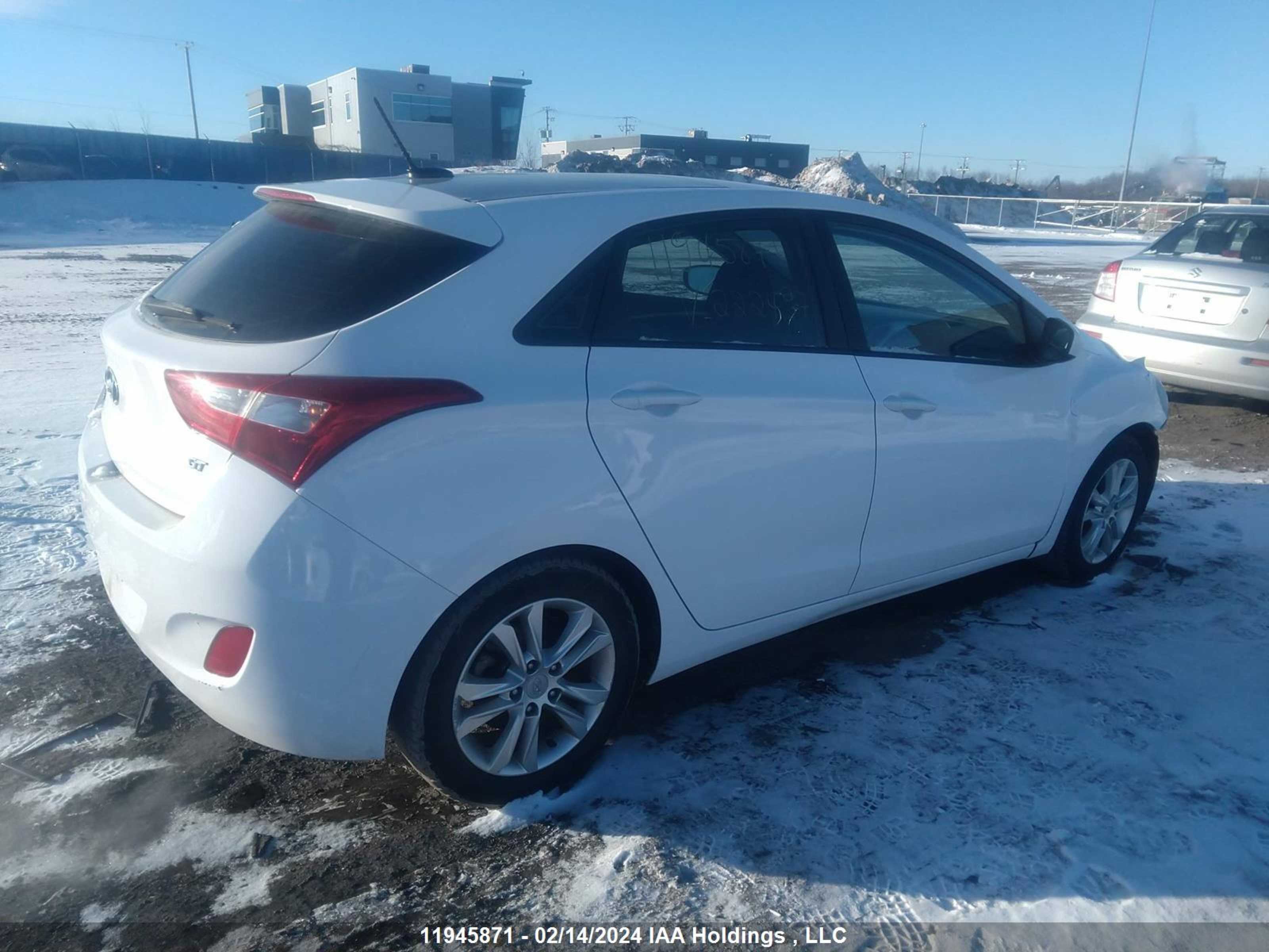 Photo 3 VIN: KMHD35LHXEU222497 - HYUNDAI ELANTRA 