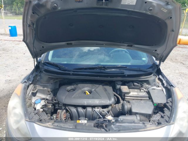 Photo 9 VIN: KMHD35LHXFU241777 - HYUNDAI ELANTRA 