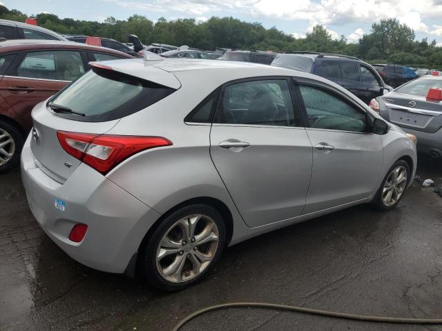 Photo 2 VIN: KMHD35LHXFU242461 - HYUNDAI ELANTRA GT 