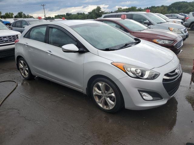 Photo 3 VIN: KMHD35LHXFU242461 - HYUNDAI ELANTRA GT 