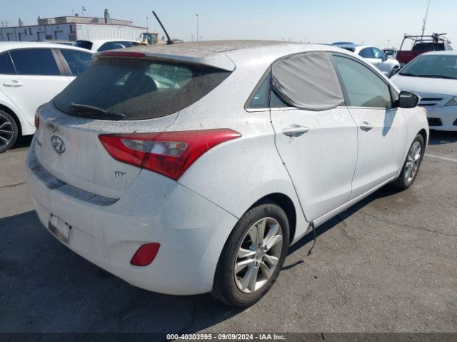 Photo 3 VIN: KMHD35LHXFU244064 - HYUNDAI ELANTRA 