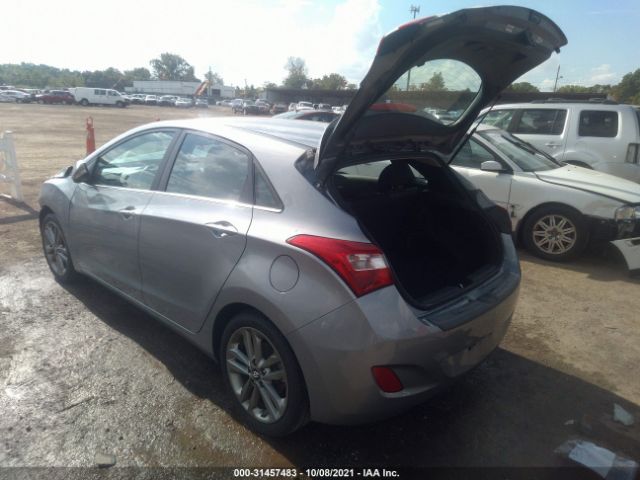 Photo 2 VIN: KMHD35LHXGU260685 - HYUNDAI ELANTRA GT 