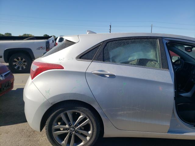 Photo 5 VIN: KMHD35LHXGU277132 - HYUNDAI ELANTRA 