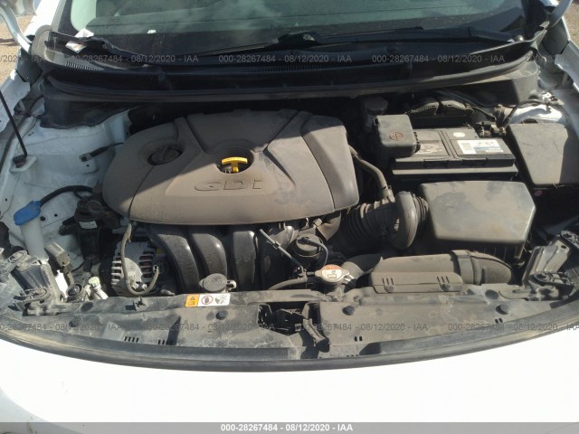 Photo 9 VIN: KMHD35LHXGU300053 - HYUNDAI ELANTRA GT 