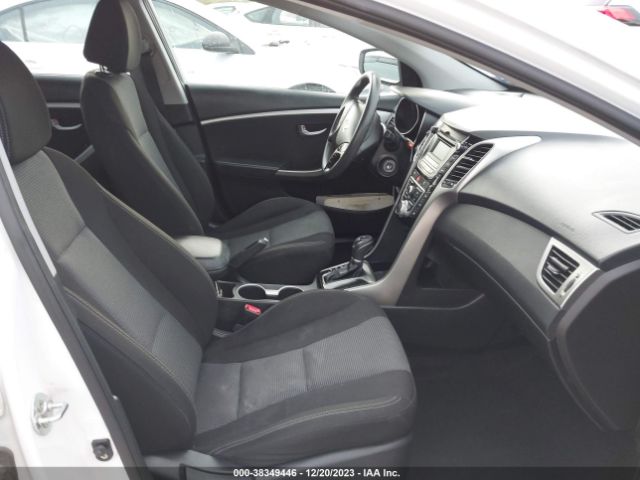 Photo 4 VIN: KMHD35LHXGU303714 - HYUNDAI ELANTRA GT 