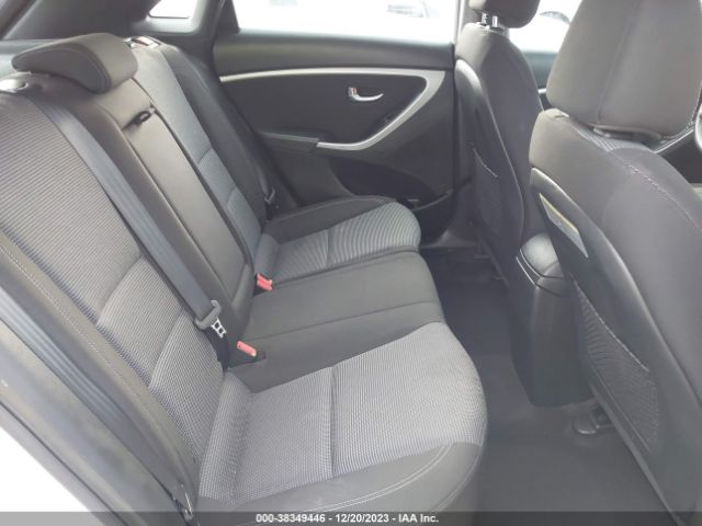 Photo 7 VIN: KMHD35LHXGU303714 - HYUNDAI ELANTRA GT 