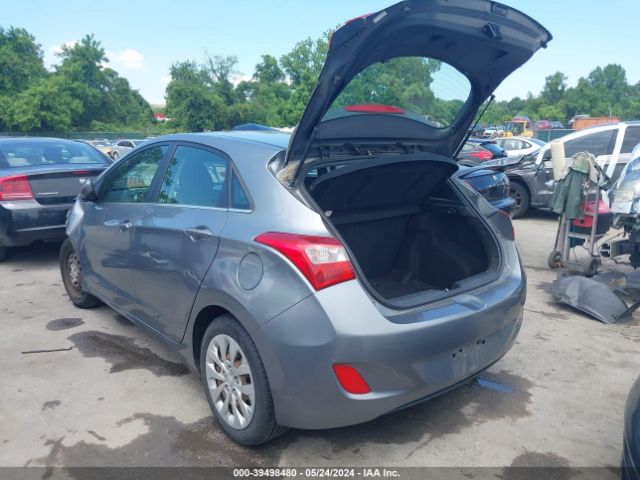 Photo 2 VIN: KMHD35LHXGU317760 - HYUNDAI ELANTRA GT 