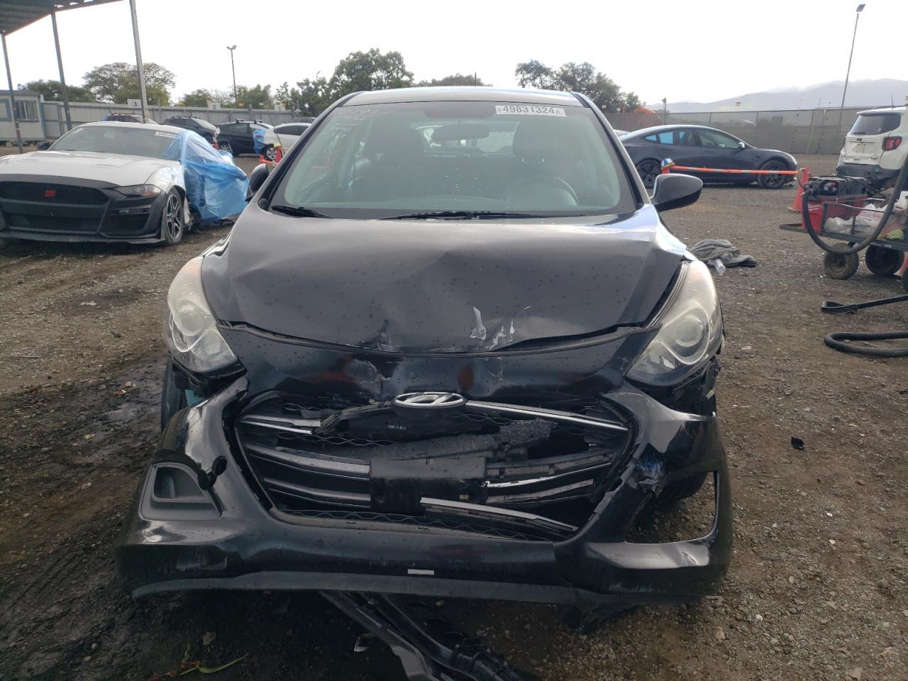 Photo 4 VIN: KMHD35LHXGU321369 - HYUNDAI ELANTRA 