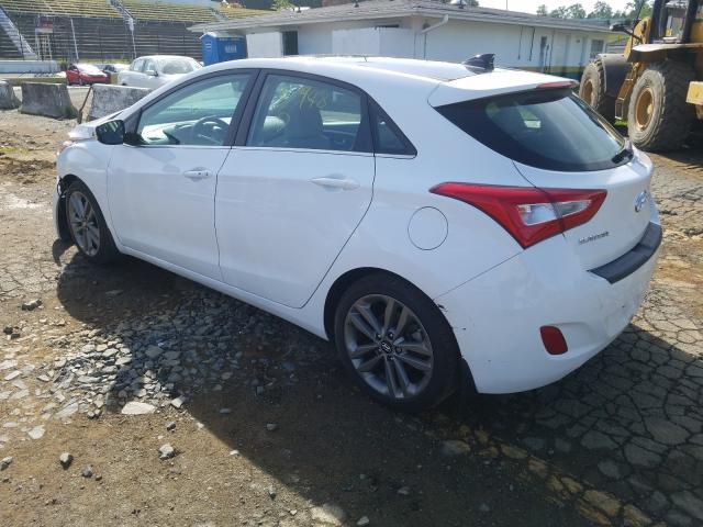 Photo 2 VIN: KMHD35LHXGU335045 - HYUNDAI ELANTRA GT 