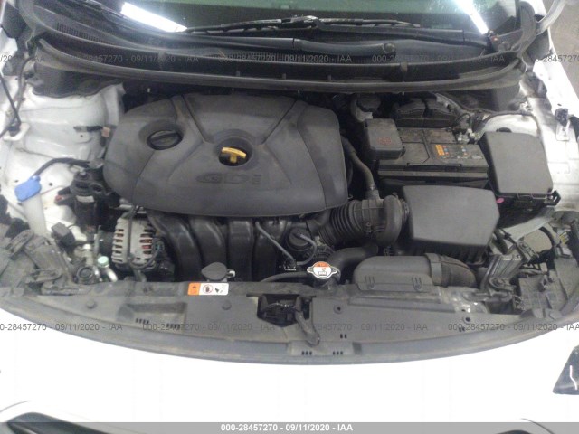 Photo 9 VIN: KMHD35LHXHU377149 - HYUNDAI ELANTRA GT 