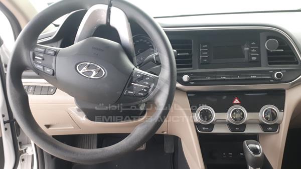 Photo 12 VIN: KMHD741C1KU851499 - HYUNDAI ELANTRA 