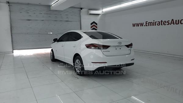 Photo 3 VIN: KMHD741F7HU254523 - HYUNDAI ELANTRA 