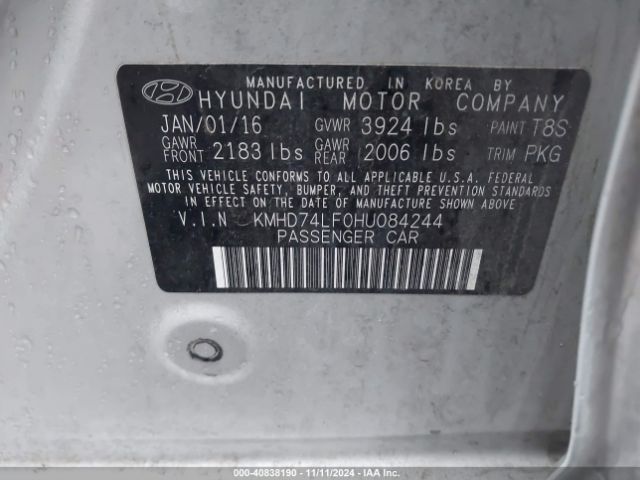 Photo 8 VIN: KMHD74LF0HU084244 - HYUNDAI ELANTRA 